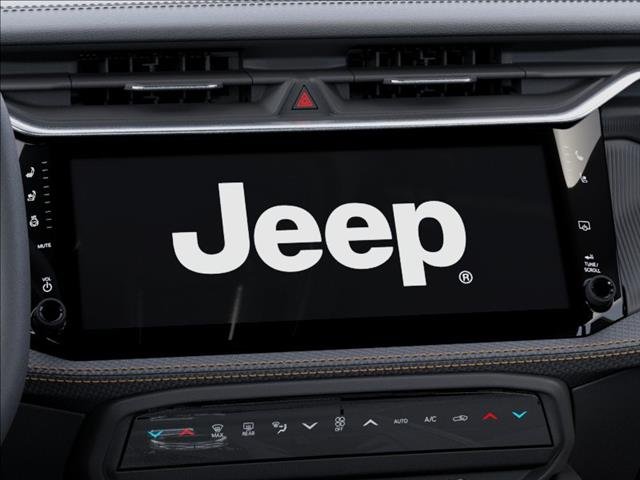New 2026 Bright White Clear-Coat Exterior Paint Jeep Overland 4x4 image 18