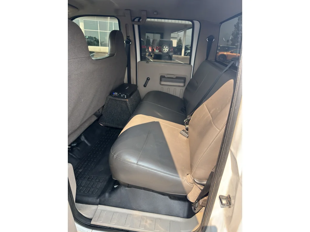 Used 2009 Oxford White Clearcoat Ford XLT image 15
