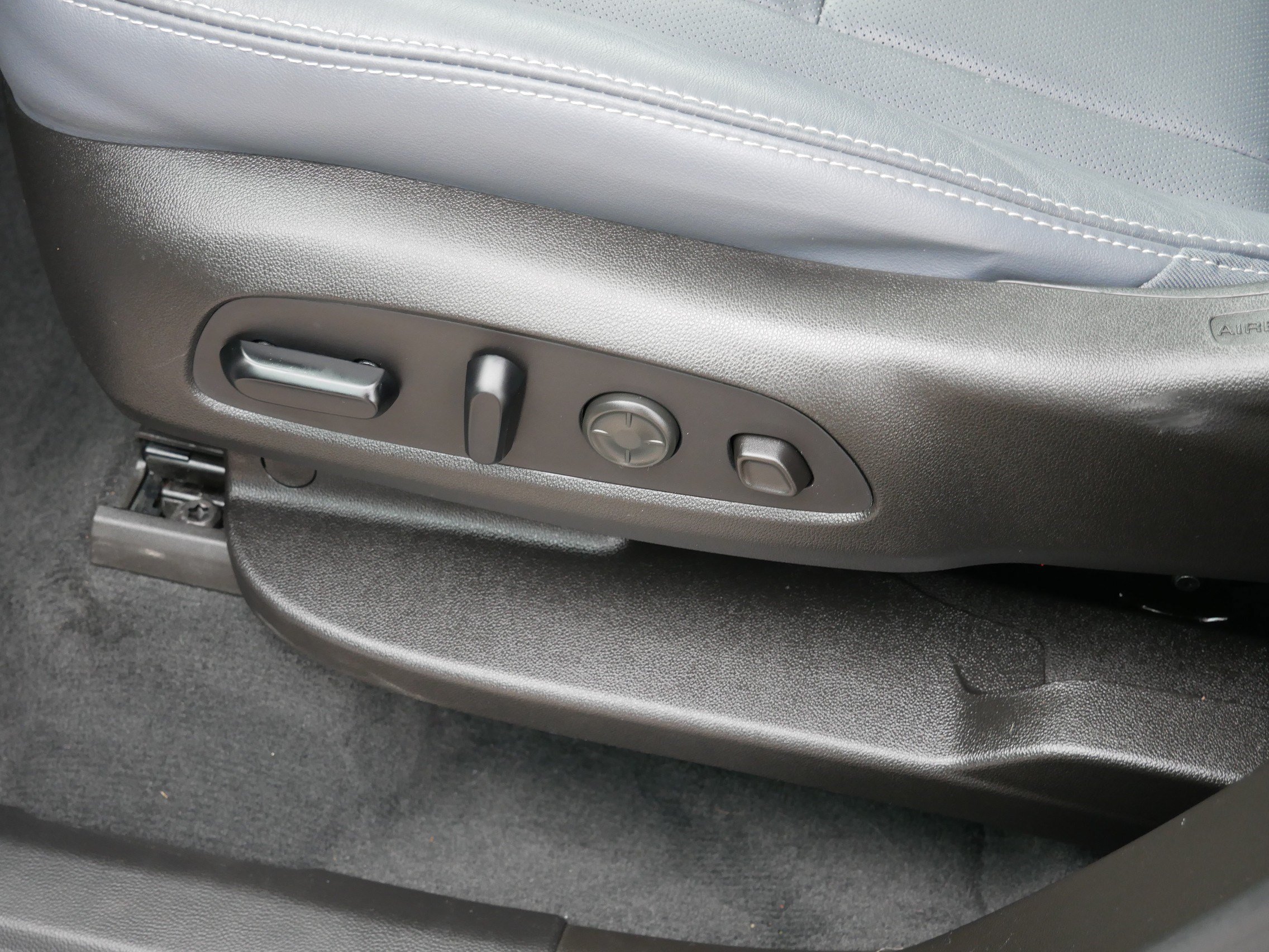 2021 Buick Enclave Premium - Photo 19