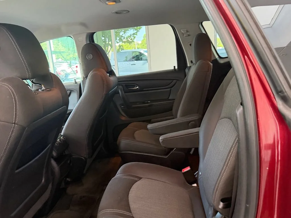 Used 2017 SIREN RED TINTCOAT Chevrolet LT image 12