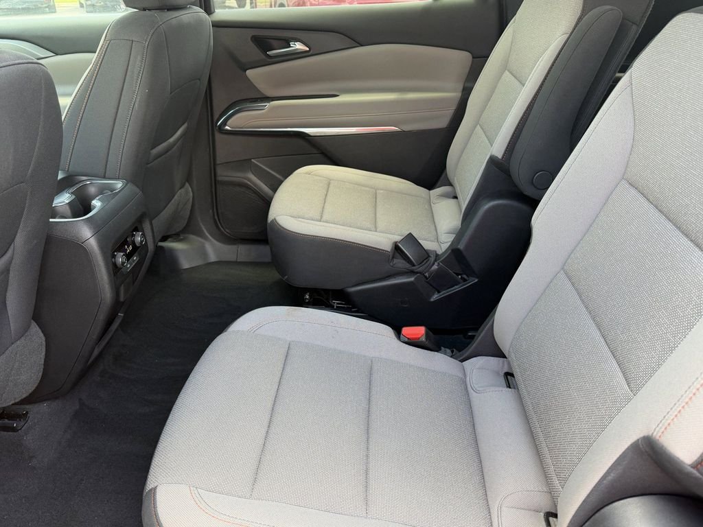2026 Chevrolet Traverse LT - Photo 10