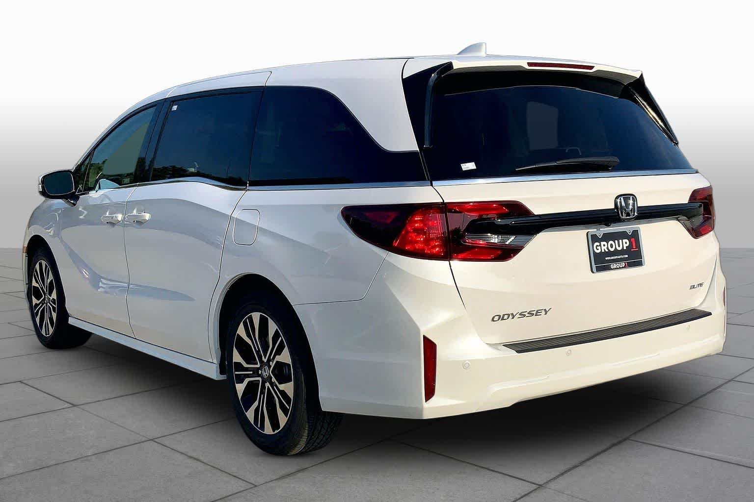New 2027 Platinum White Pearl Honda Elite image 11