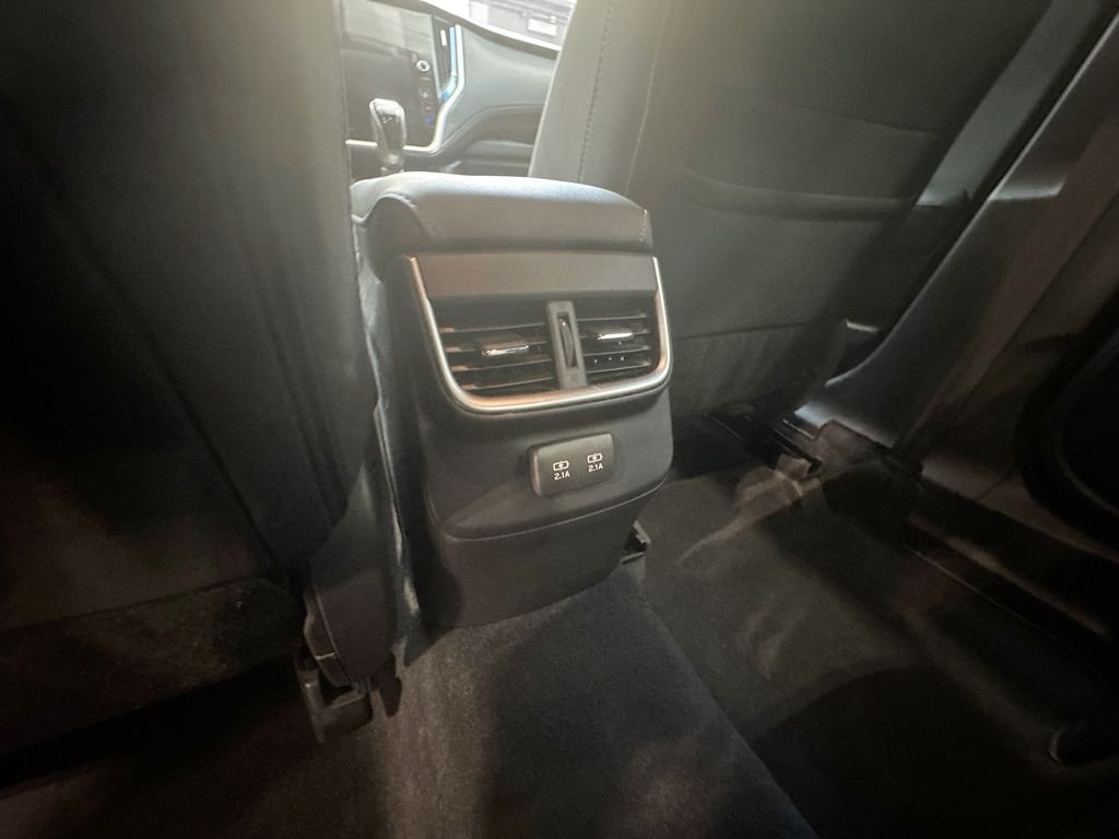 Used 2022 Silver Subaru Premium Premium image 30