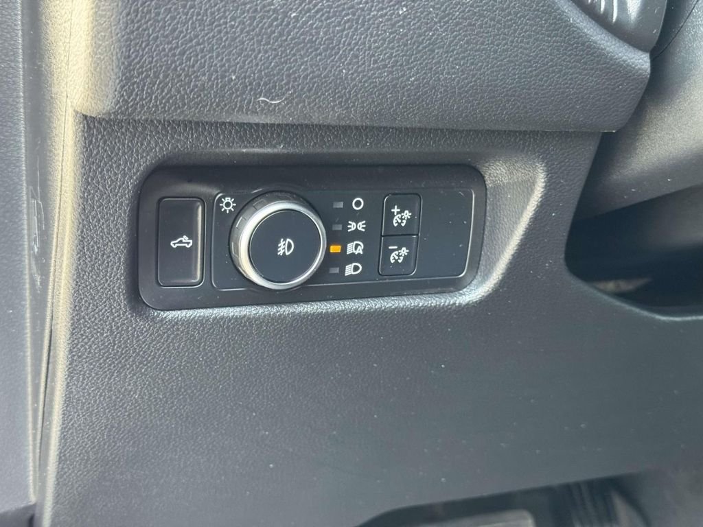 Used 2024 White Ford XLT image 8