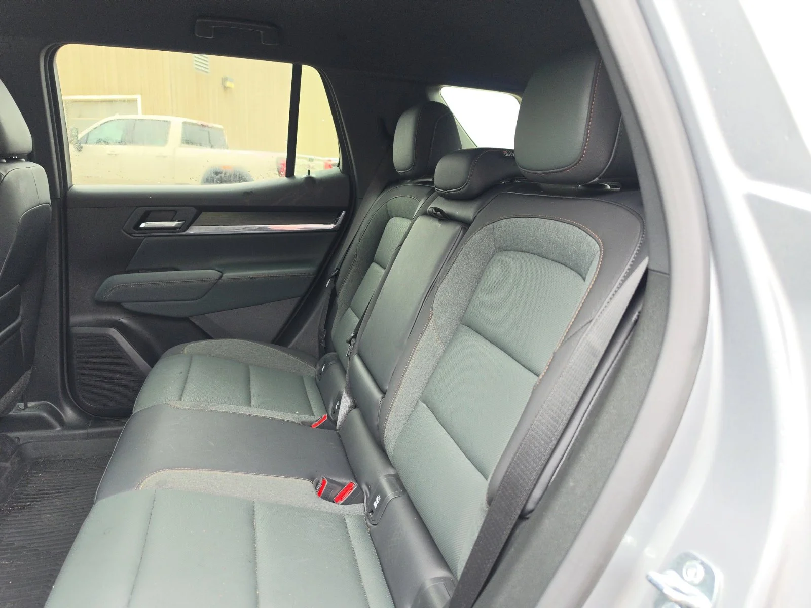 2026 GMC Terrain AT4 - Photo 9