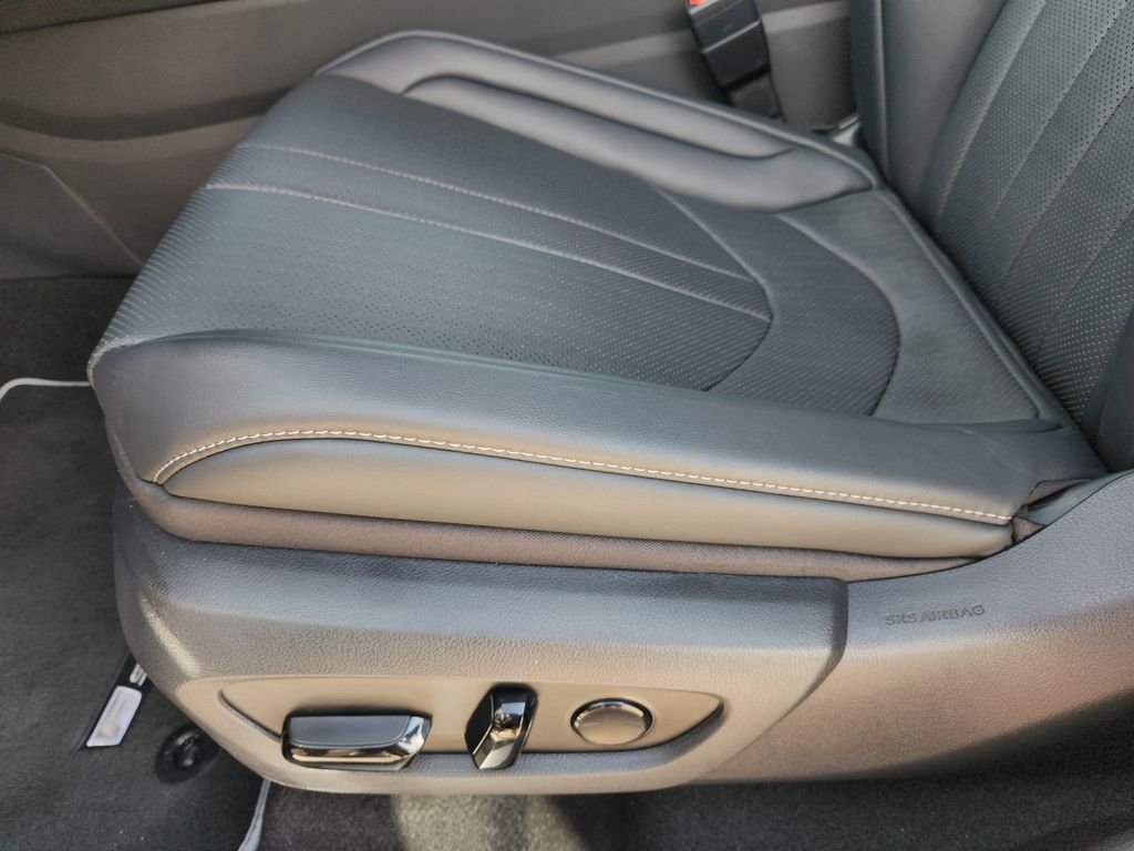 Used 2026 Gray Lexus 350 F SPORT Handling image 26