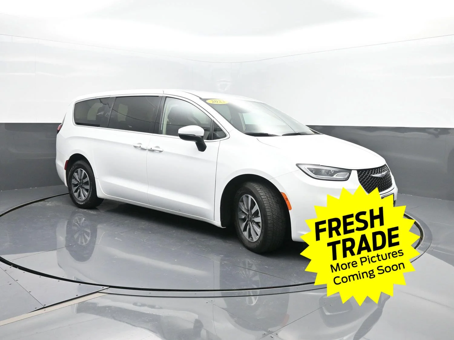 Used 2023 Bright White Clearcoat Chrysler Hybrid Touring L image 3