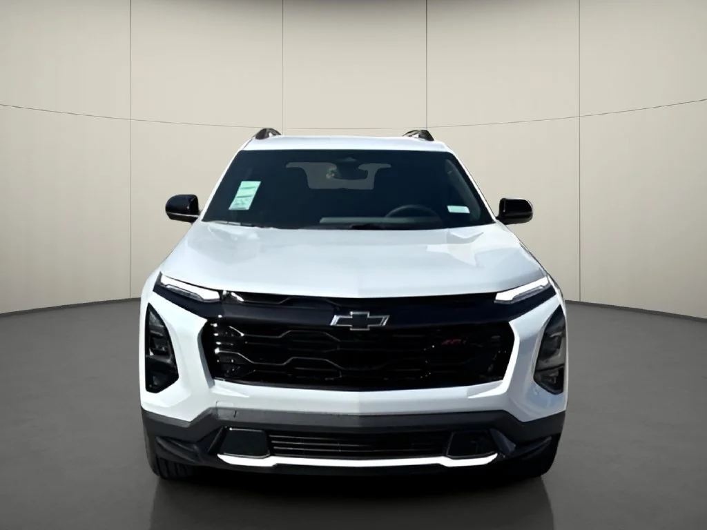 New 2027 Polar White Tricoat Chevrolet RS image 5