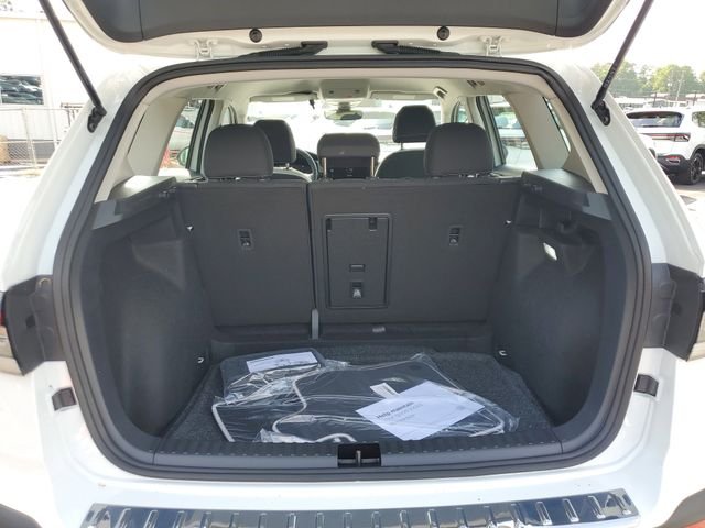 New 2026 White Volkswagen 1.5T S image 9