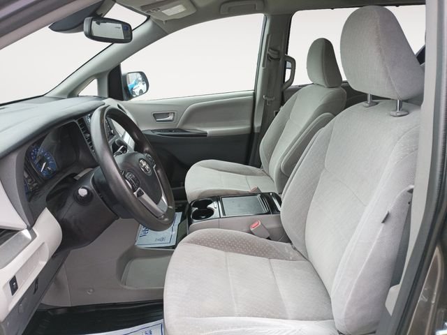 Used 2019 Gray Toyota LE image 9