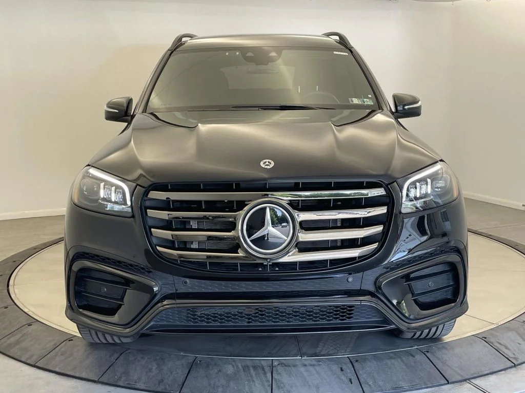 Used 2025 Black Mercedes-Benz GLS 580 image 8