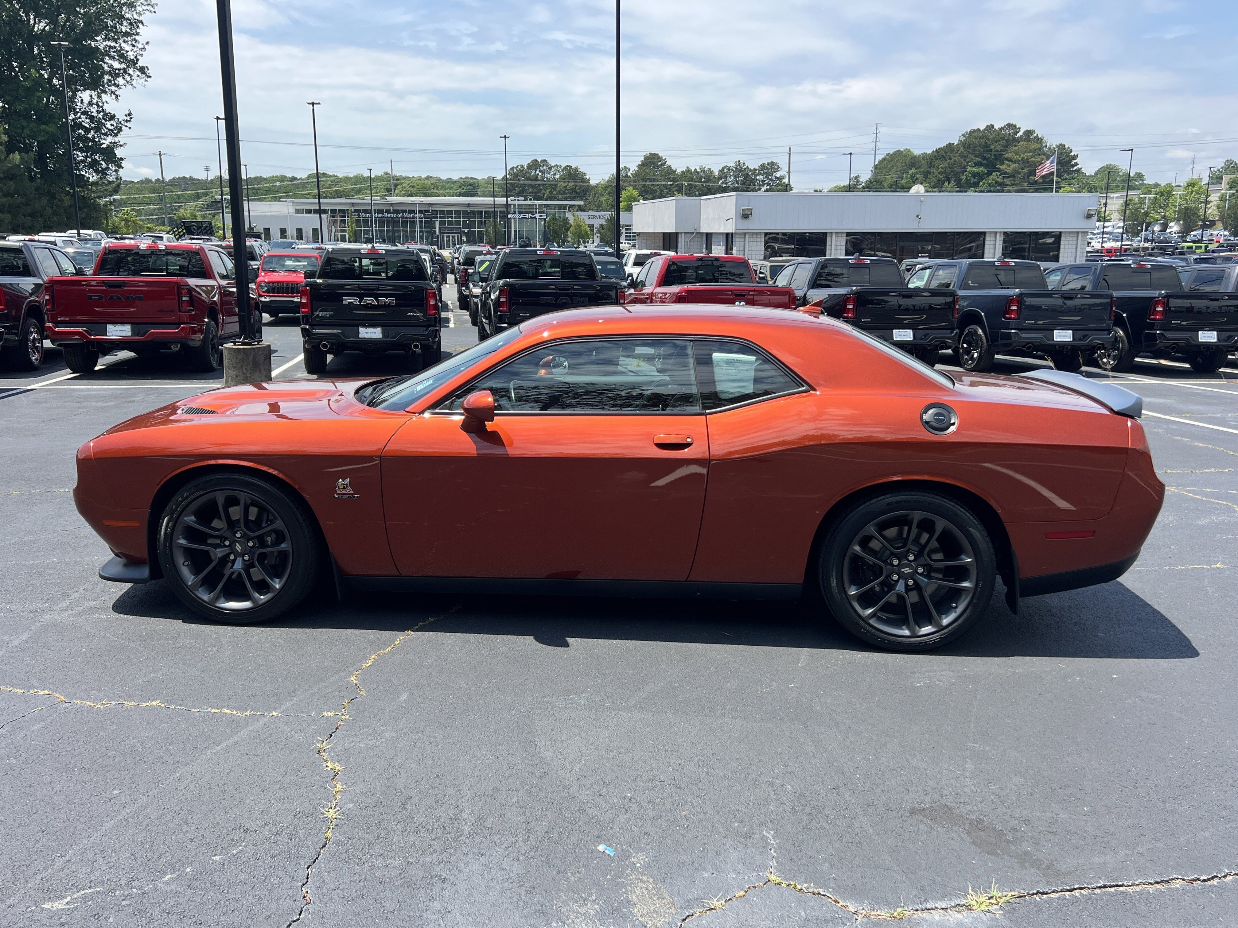 Used 2022 Sinamon Stick Dodge R/T Scat Pack image 4