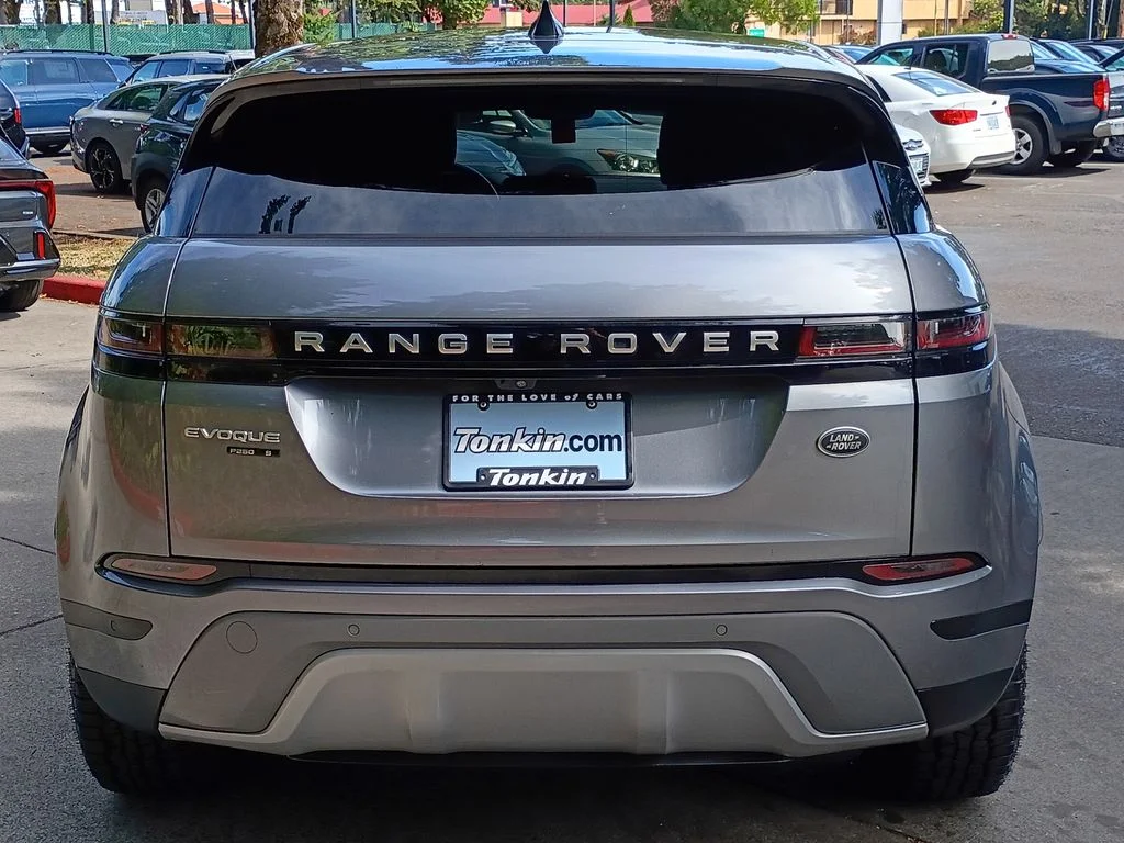 Used 2020  Land Rover S image 5