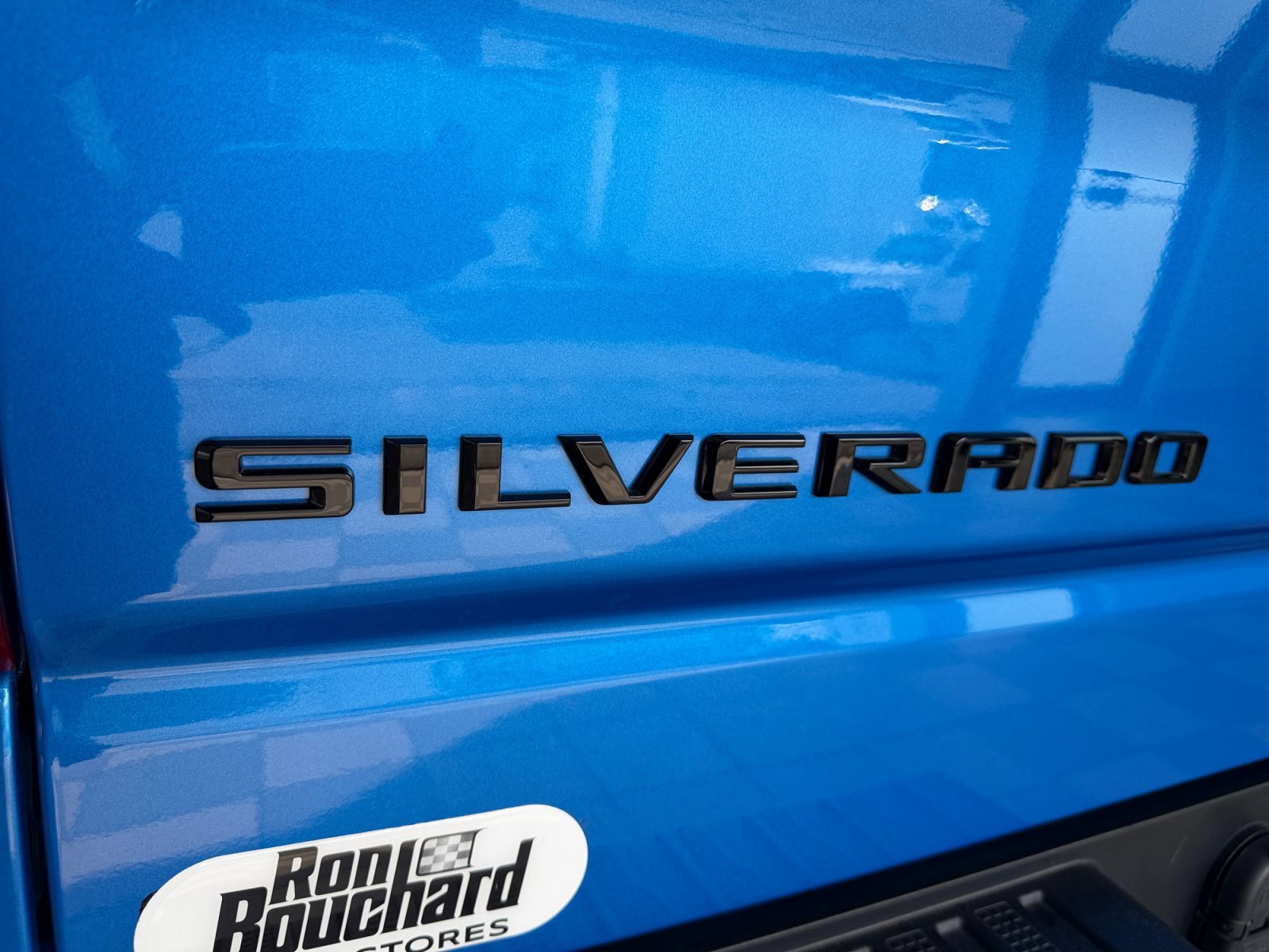 Used 2025 Riptide Blue Metallic Chevrolet LT image 38