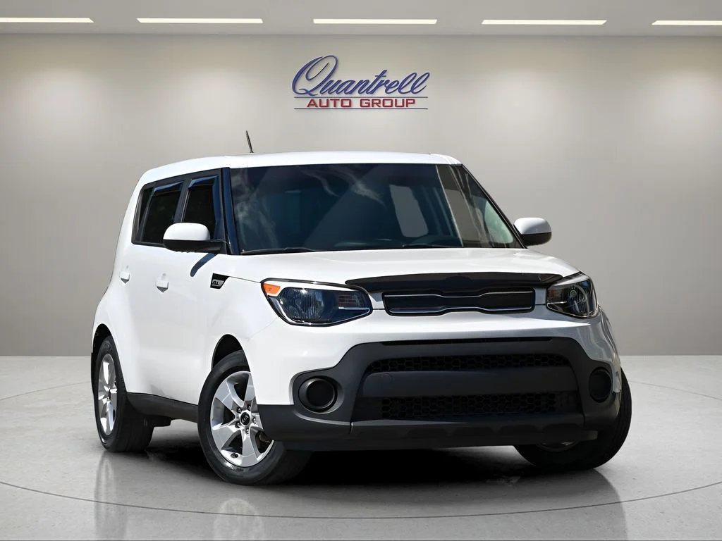 2017 Kia Soul 1.6L Base 6 A/T's photo