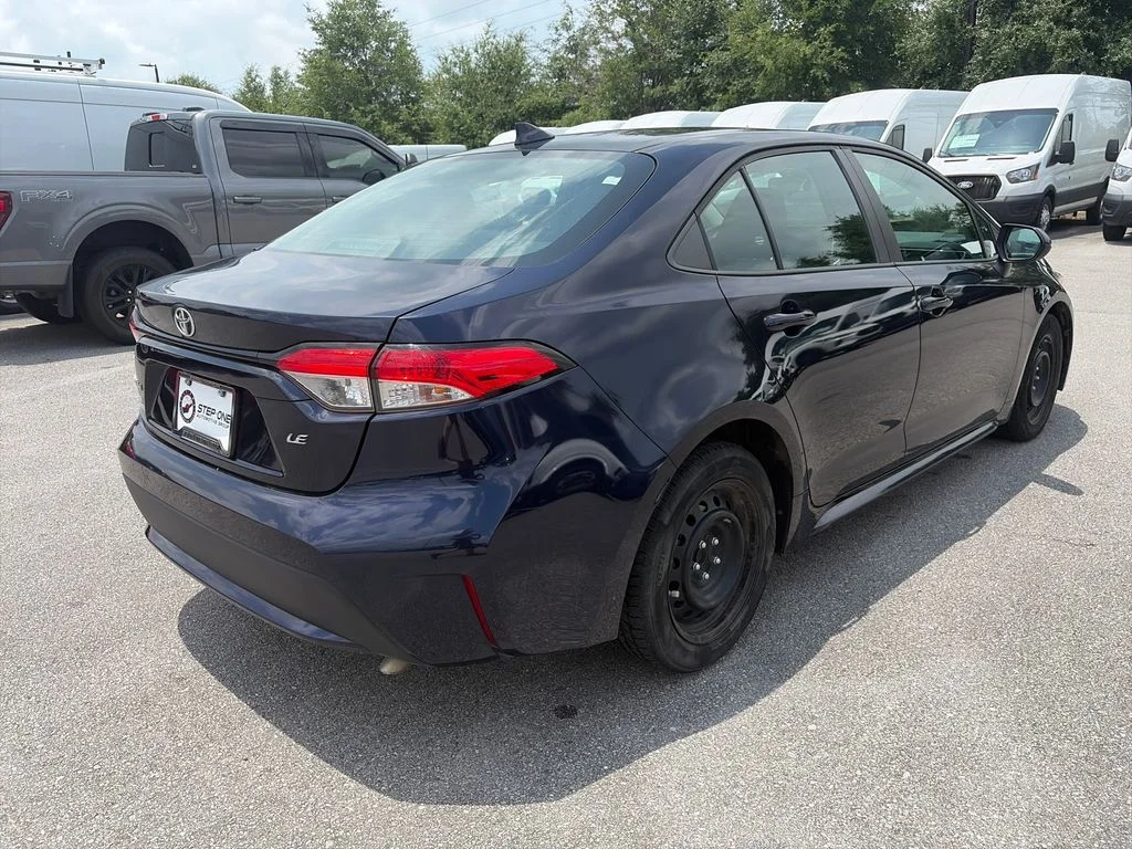 Used 2021 Blue Toyota LE image 7