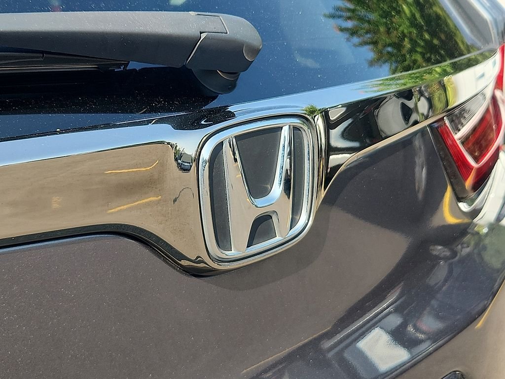 Used 2022 Modern Steel Honda Touring image 32