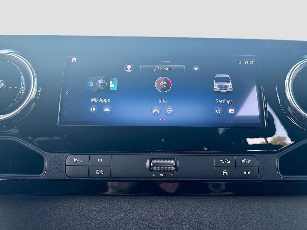 New 2026  Mercedes-Benz Passenger 170 WB image 36