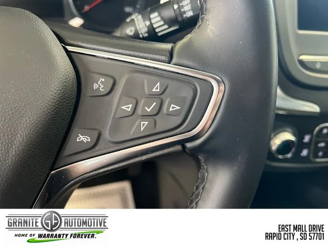 Used 2024 White Chevrolet LT image 33