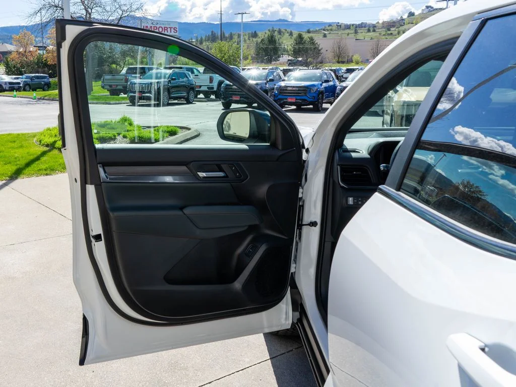 2026 GMC Terrain AT4 - Photo 15