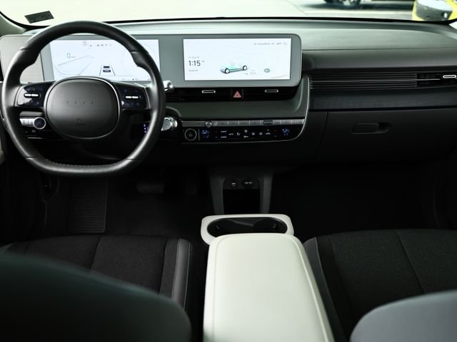 Used 2024 Atlas White Hyundai SEL image 26
