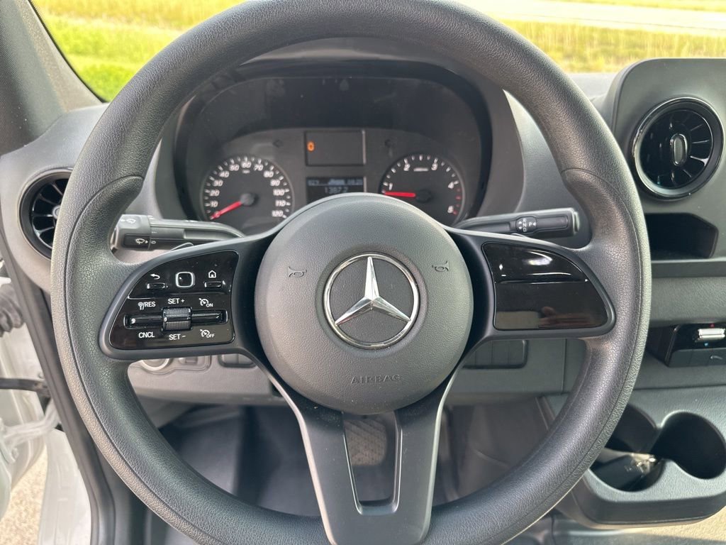 2022 Mercedes-Benz Sprinter Cab Chassis Base - Photo 33