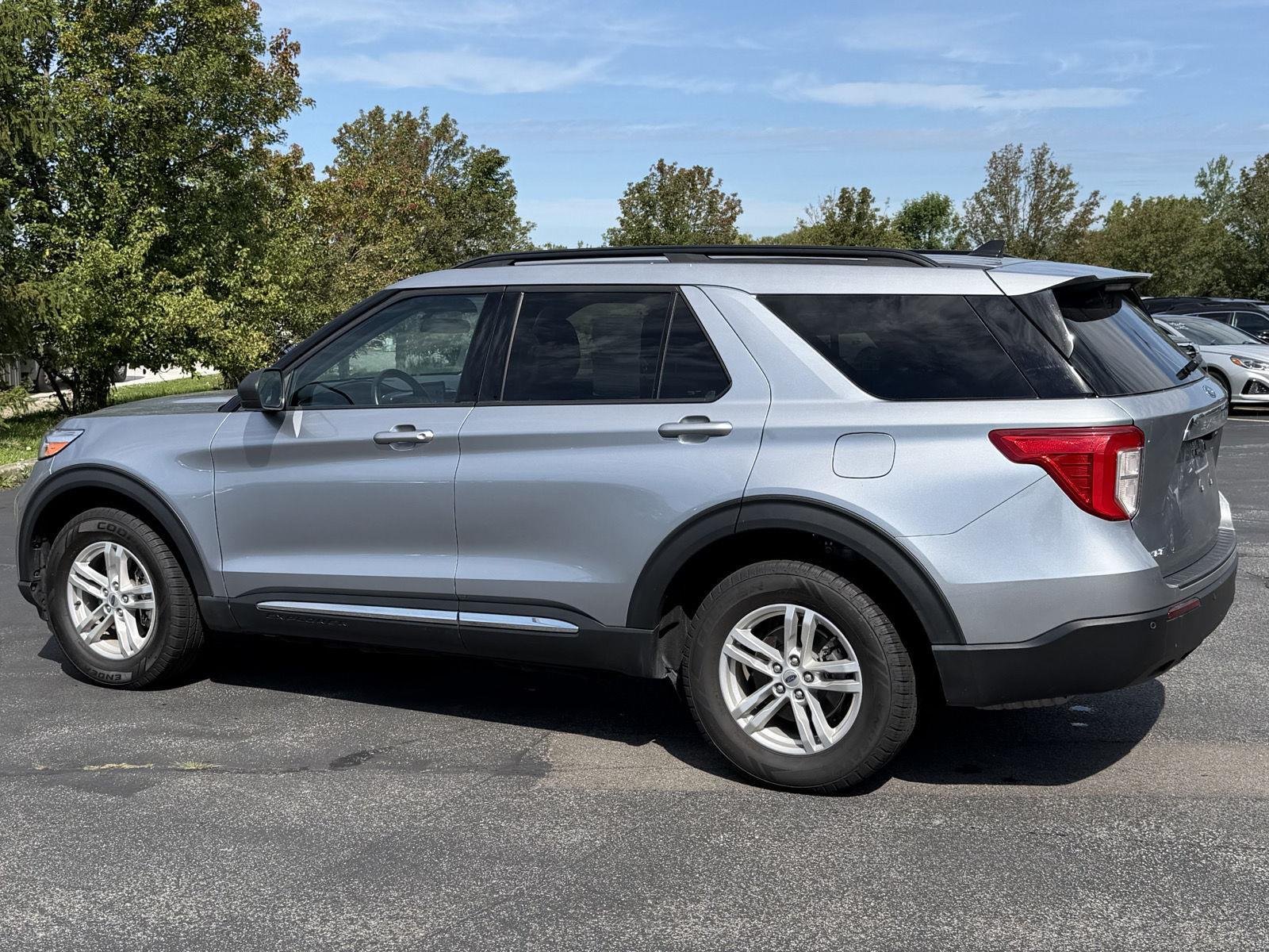 Used 2024 Iconic Silver Ford XLT image 6