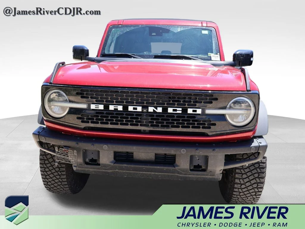 Used 2021 Red Ford Wildtrak image 6