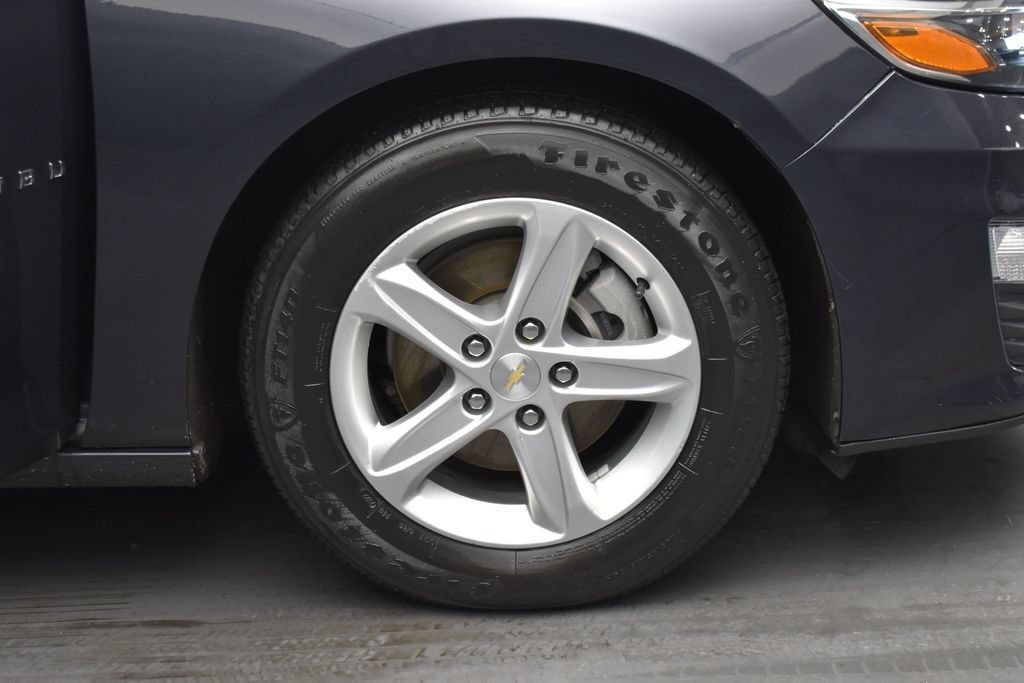 Used 2022 Gray Chevrolet LS image 5