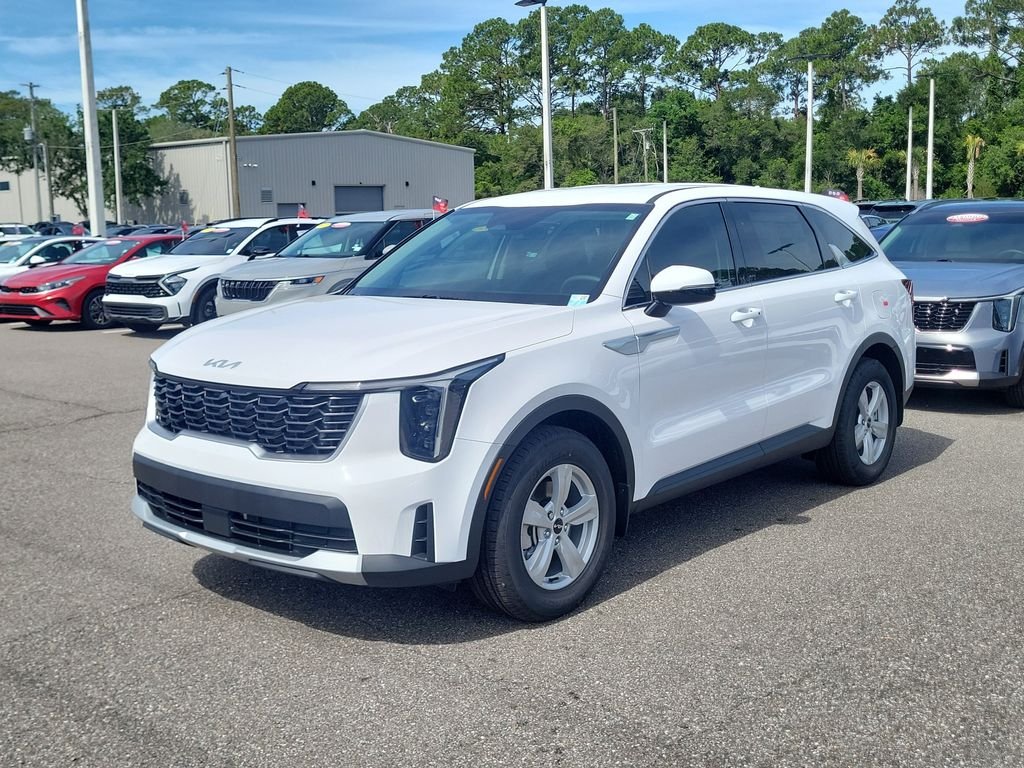 New 2026 White Kia LX image 3