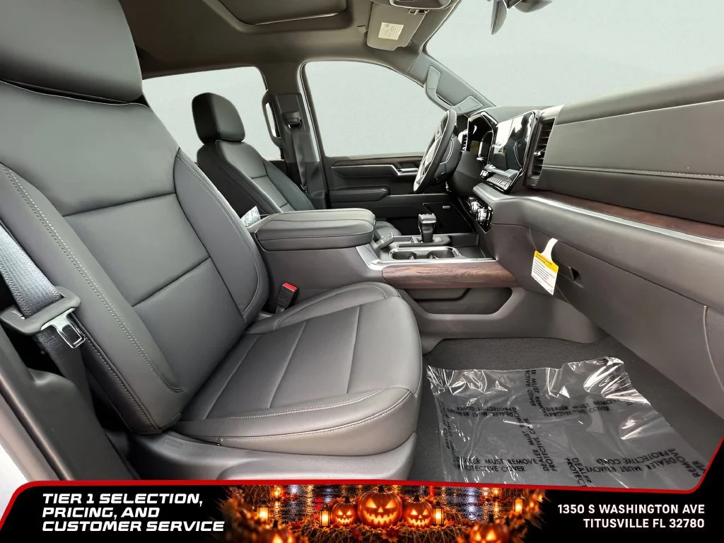 New 2026 Glacier White Tricoat GMC SLT image 20