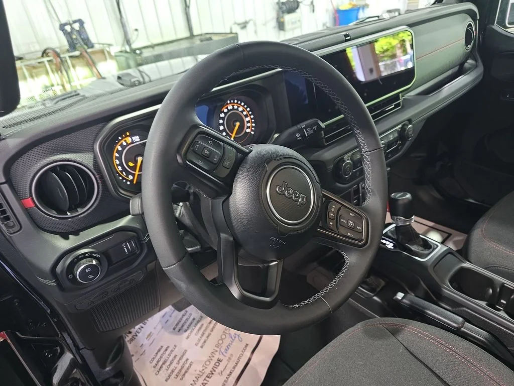 Used 2025 Black Jeep Rubicon image 22