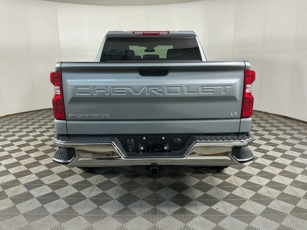 New 2026 Gray Chevrolet LT image 7