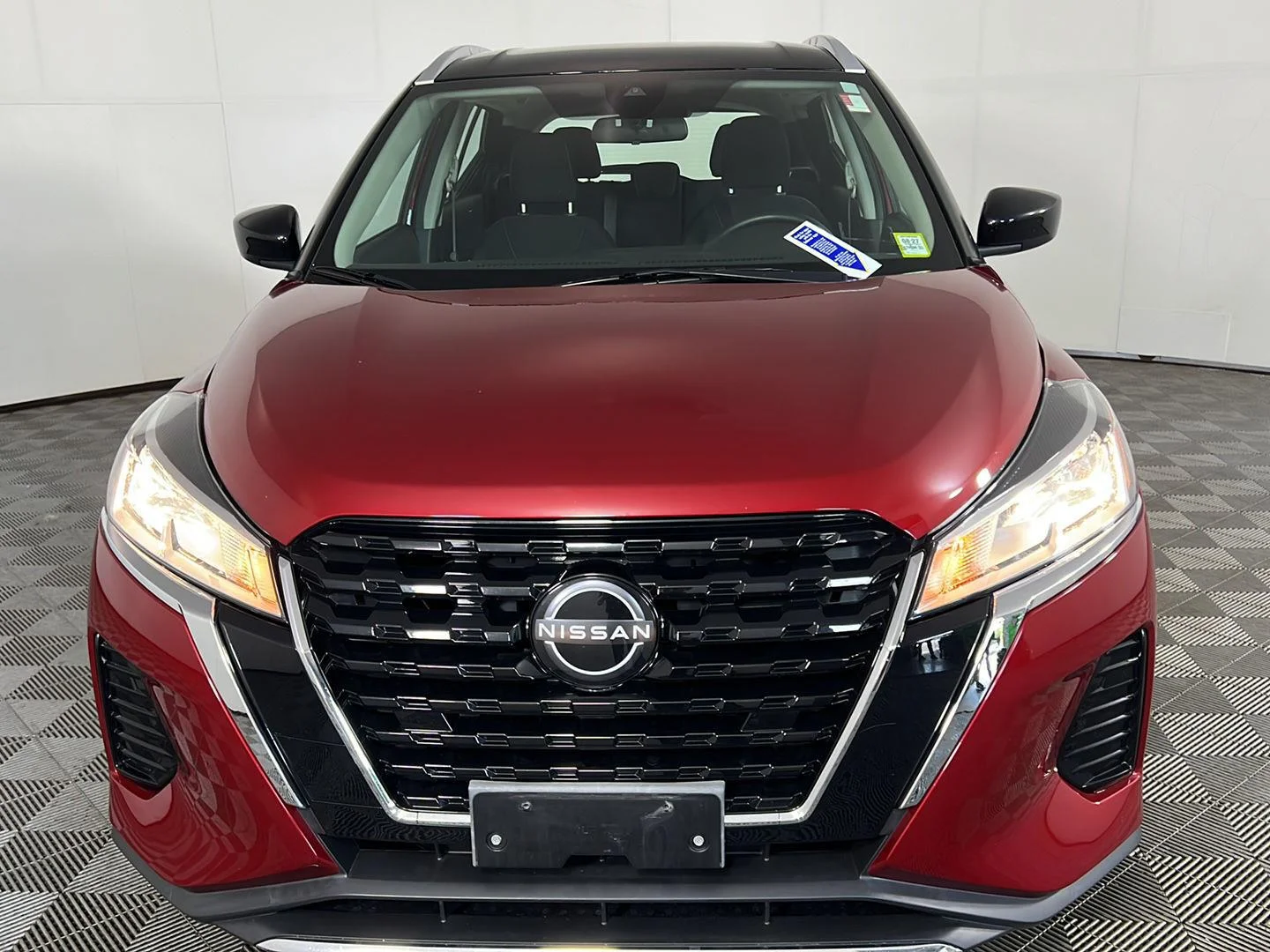 Used 2023 Scarlet Ember Tintcoat/Super Black Nissan SV image 14