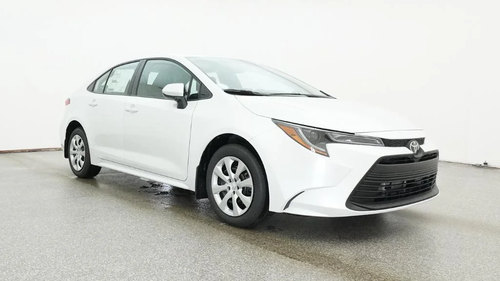 New 2026 Wind Chill Pearl Toyota LE image 23