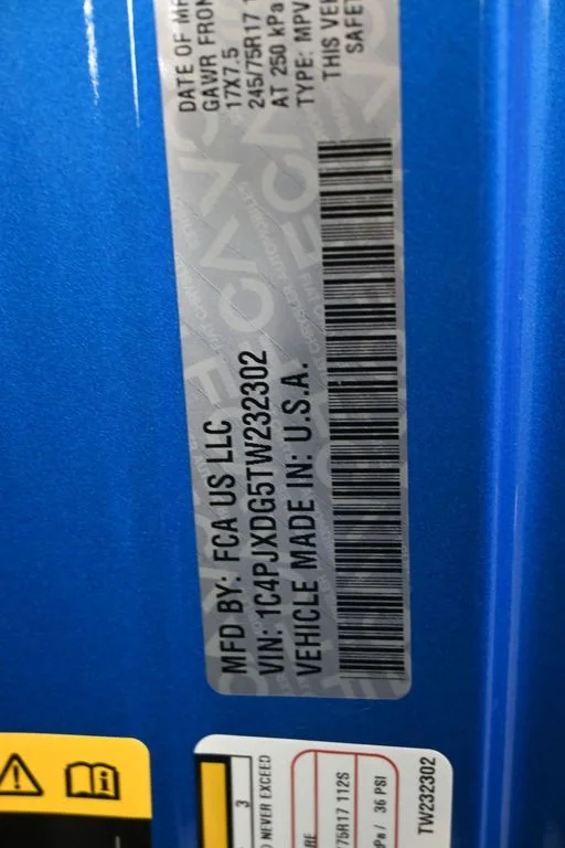 New 2026 Hydro Blue Pearl-Coat Exterior Paint Jeep Sport image 23