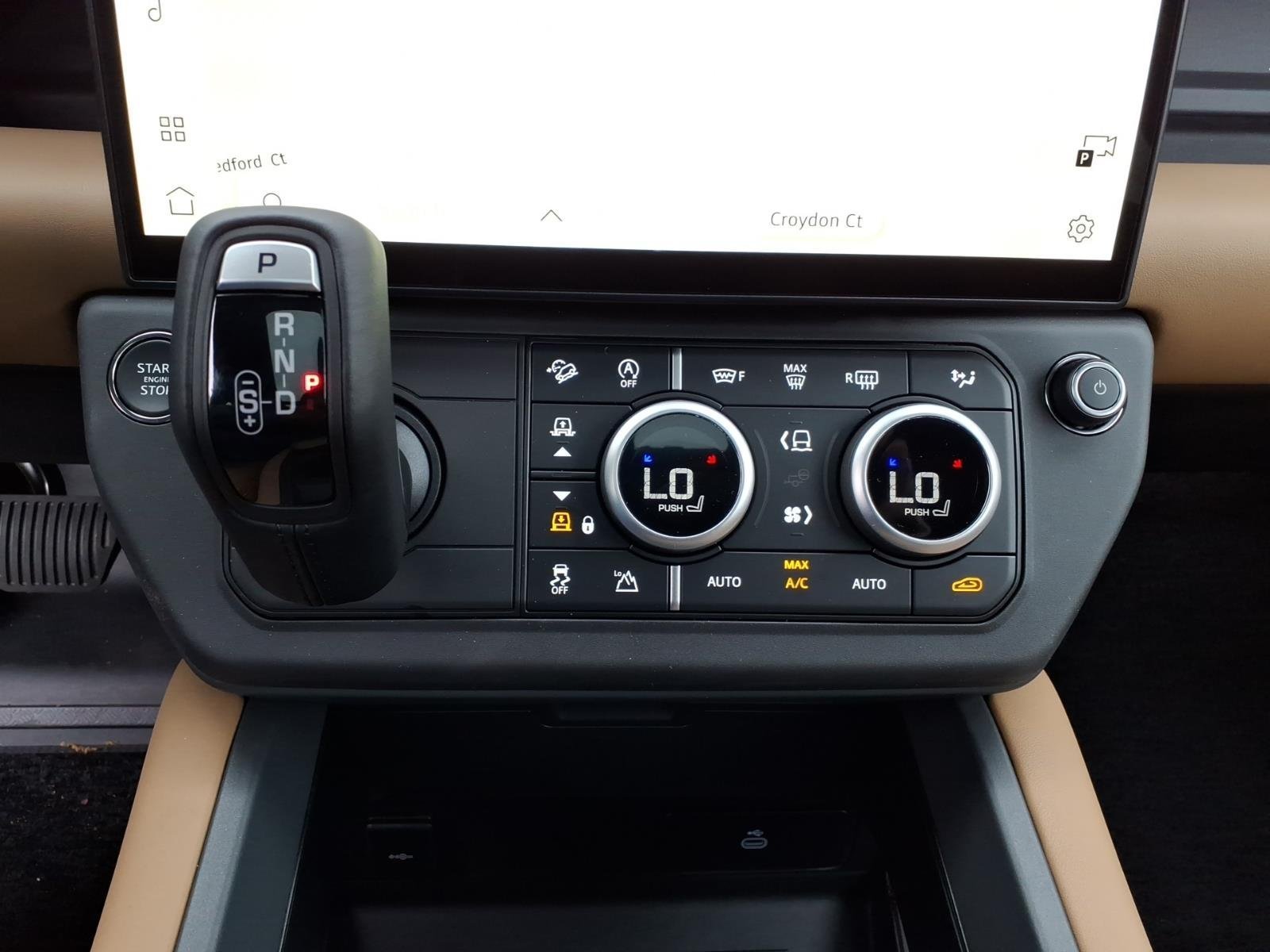 New 2026 Santorini Black LAND ROVER S image 13