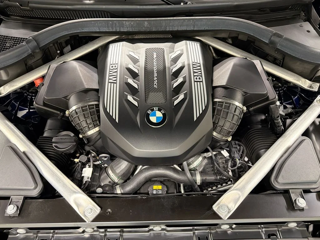Used 2023 Blue BMW M50i image 32