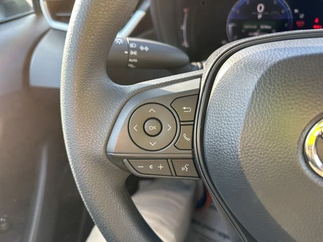 2026 Toyota Corolla LE - Photo 19