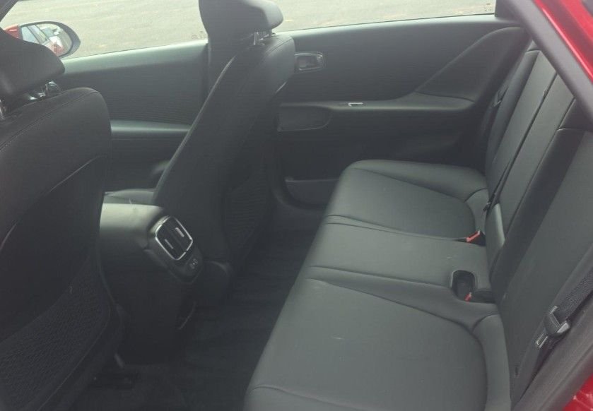 Used 2023 Red Hyundai SEL image 9