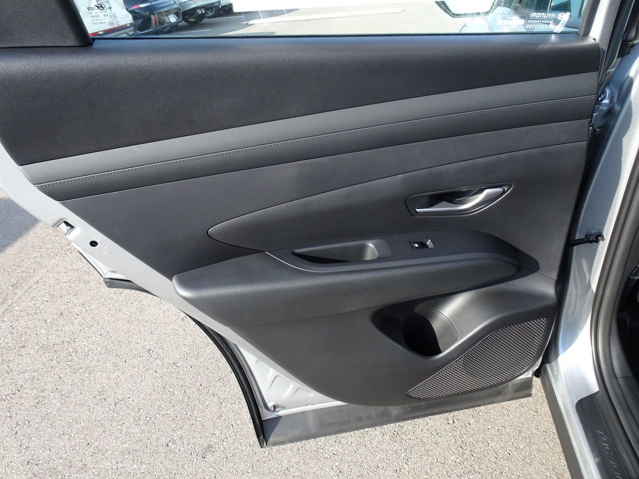 2025 Hyundai Tucson SE - Photo 14