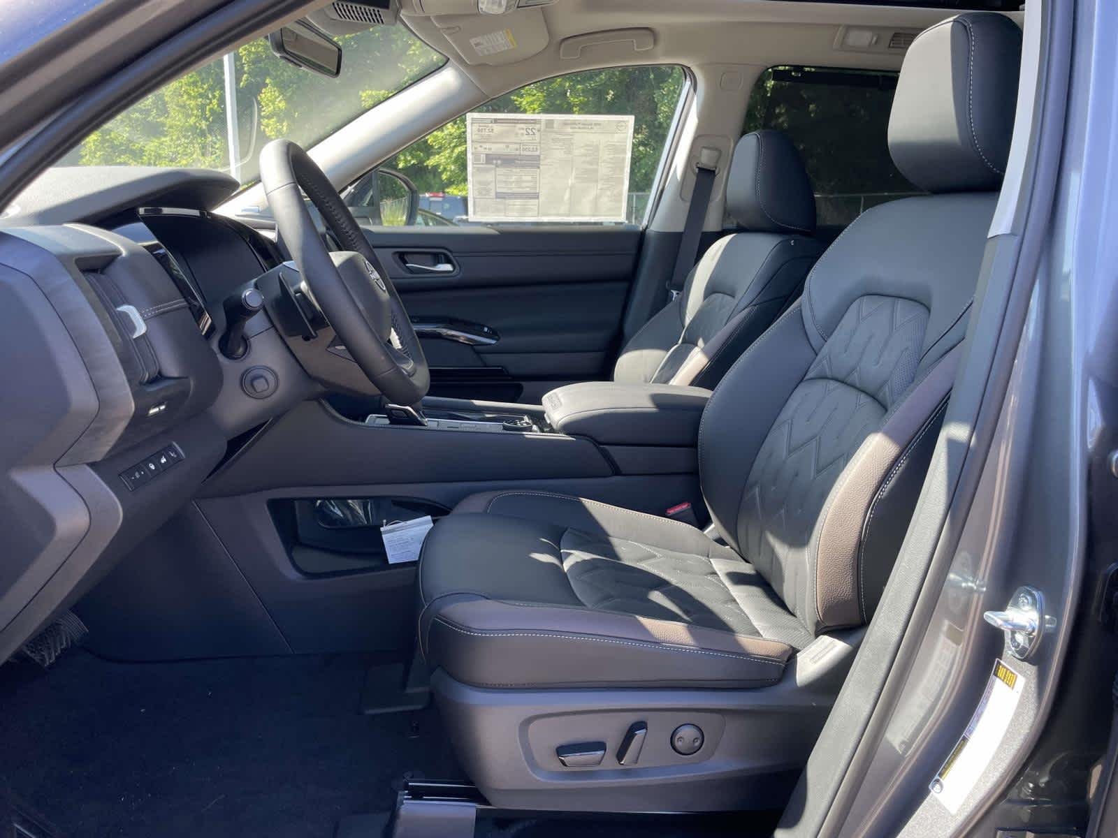 New 2026 Gun Metallic Nissan Platinum image 16