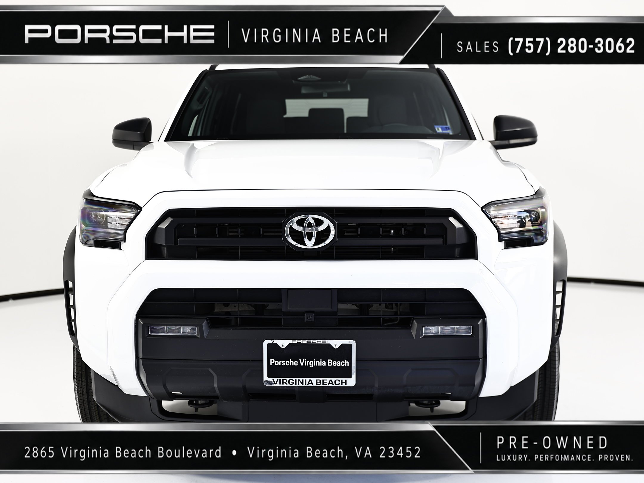 Used 2025 White Toyota SR5 image 17