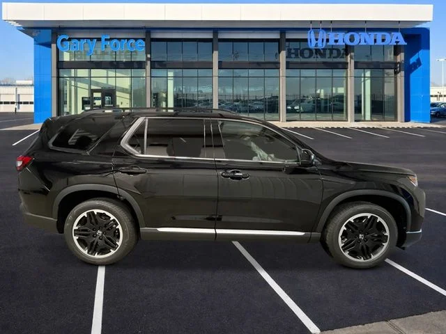 New 2026 Crystal Black Pearl Honda Touring image 8