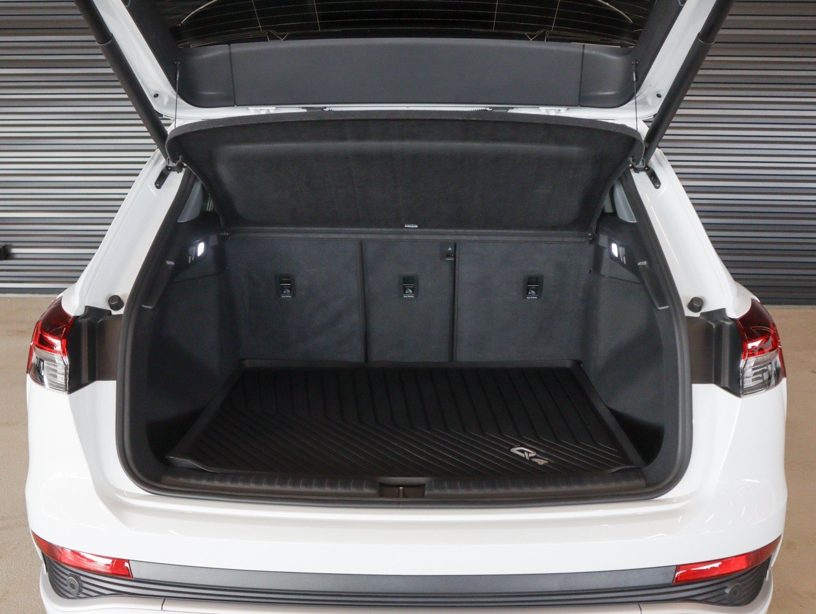Used 2023 Glacier White Metallic Audi Premium Plus image 30