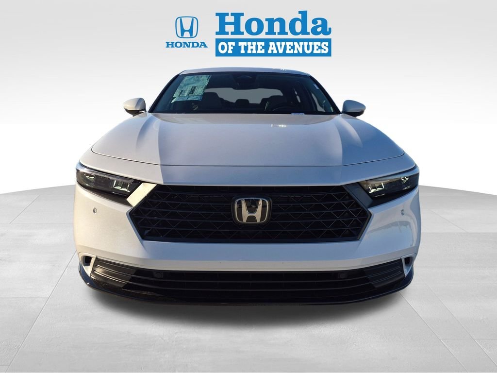New 2026 Platinum White Pearl Honda EX-L image 2