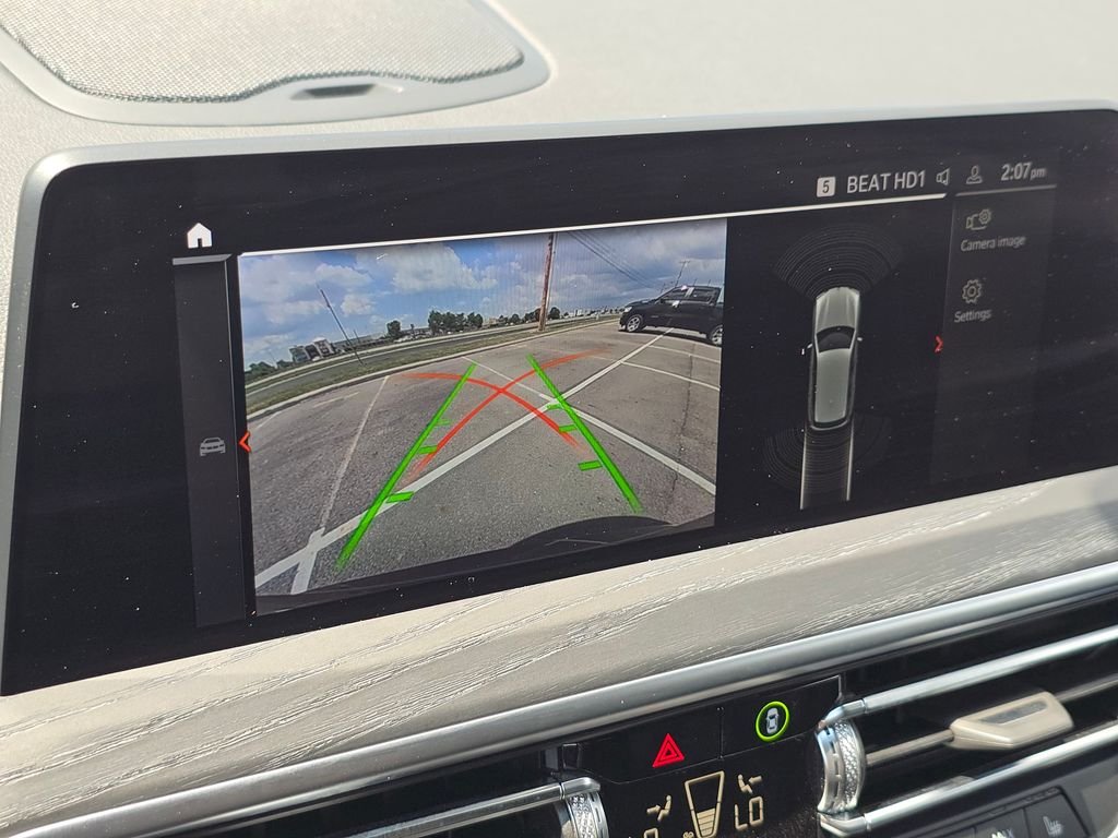 Used 2024 Gray BMW xDrive30i image 35