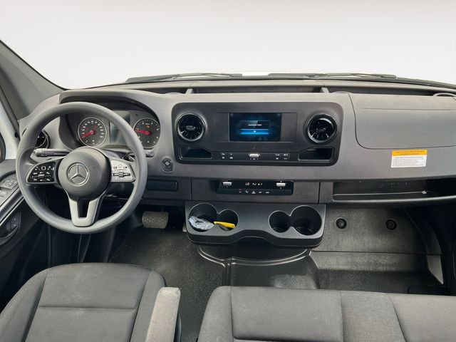 Used 2024 White Mercedes-Benz Cargo 170 WB image 9