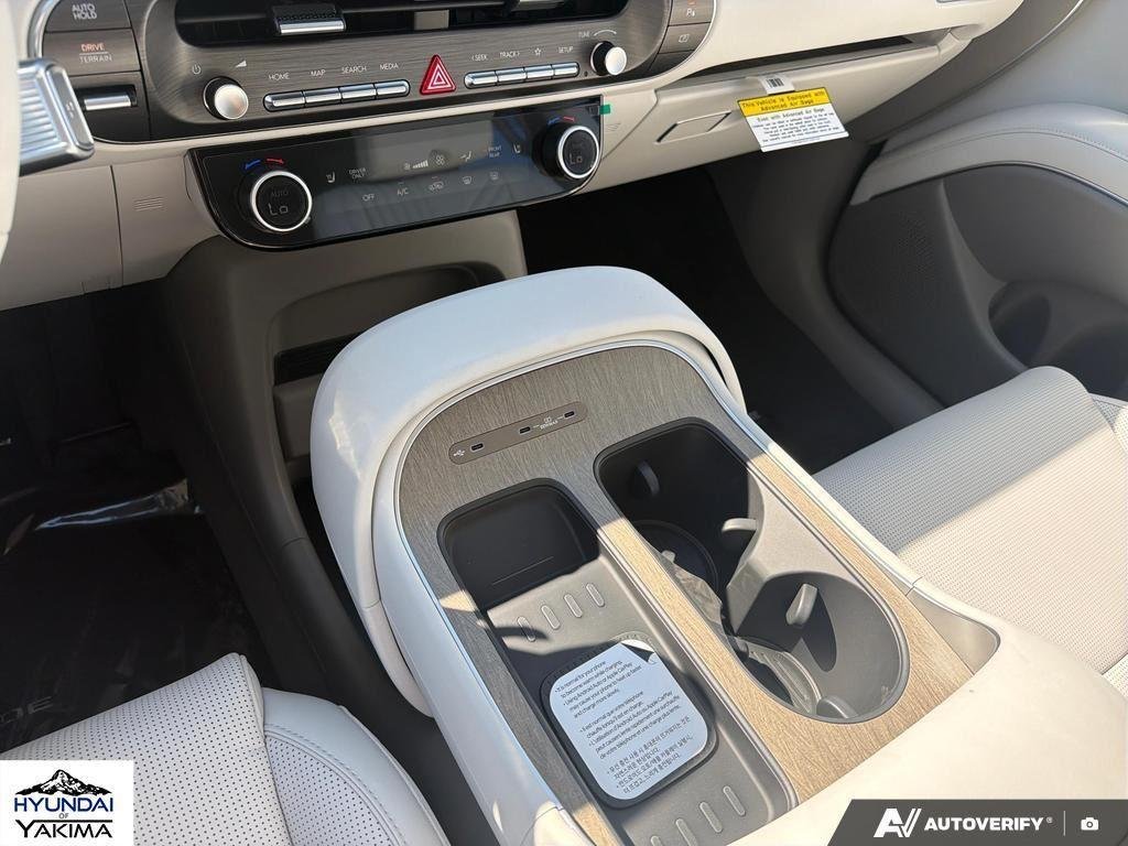New 2026 Creamy White Pearl Hyundai SEL 8P image 18