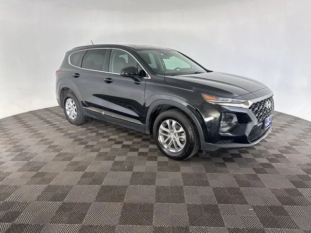 Used 2019 Black Hyundai SE image 2